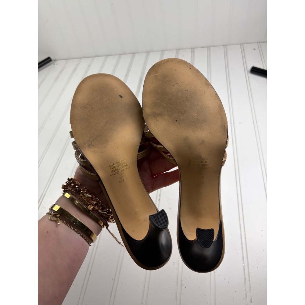 Newport News Vintage Y2K Beige Strappy Kitten Heel Slide Sandals Women's Size 7 - Picture 5 of 9